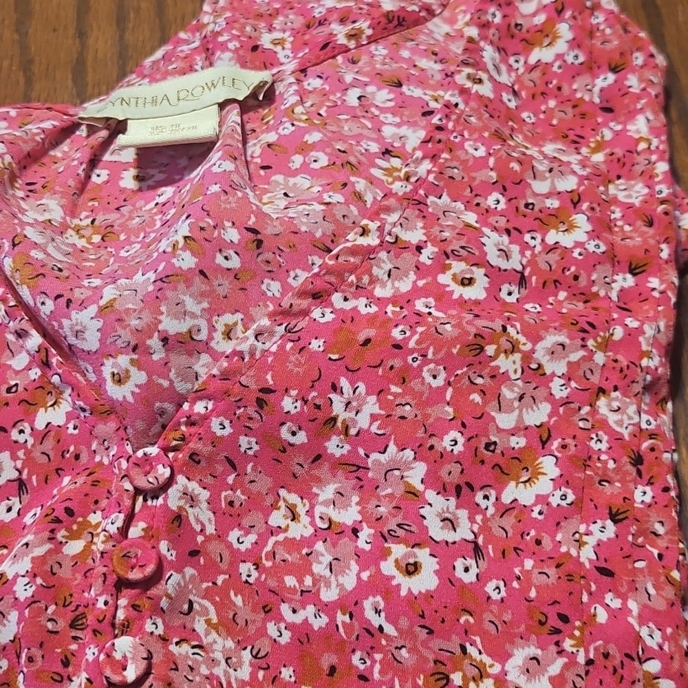 Cynthia Rowley Pink Ditsy Floral Blouse Size 2X - Picture 9 of 10